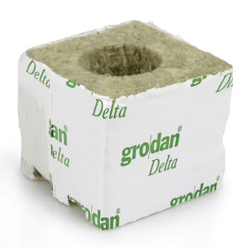 Grodan Delta 4 Cultivation blocks, 7.5 x 7.5 x 6.5 cm, large hole,  40/35*1 MID